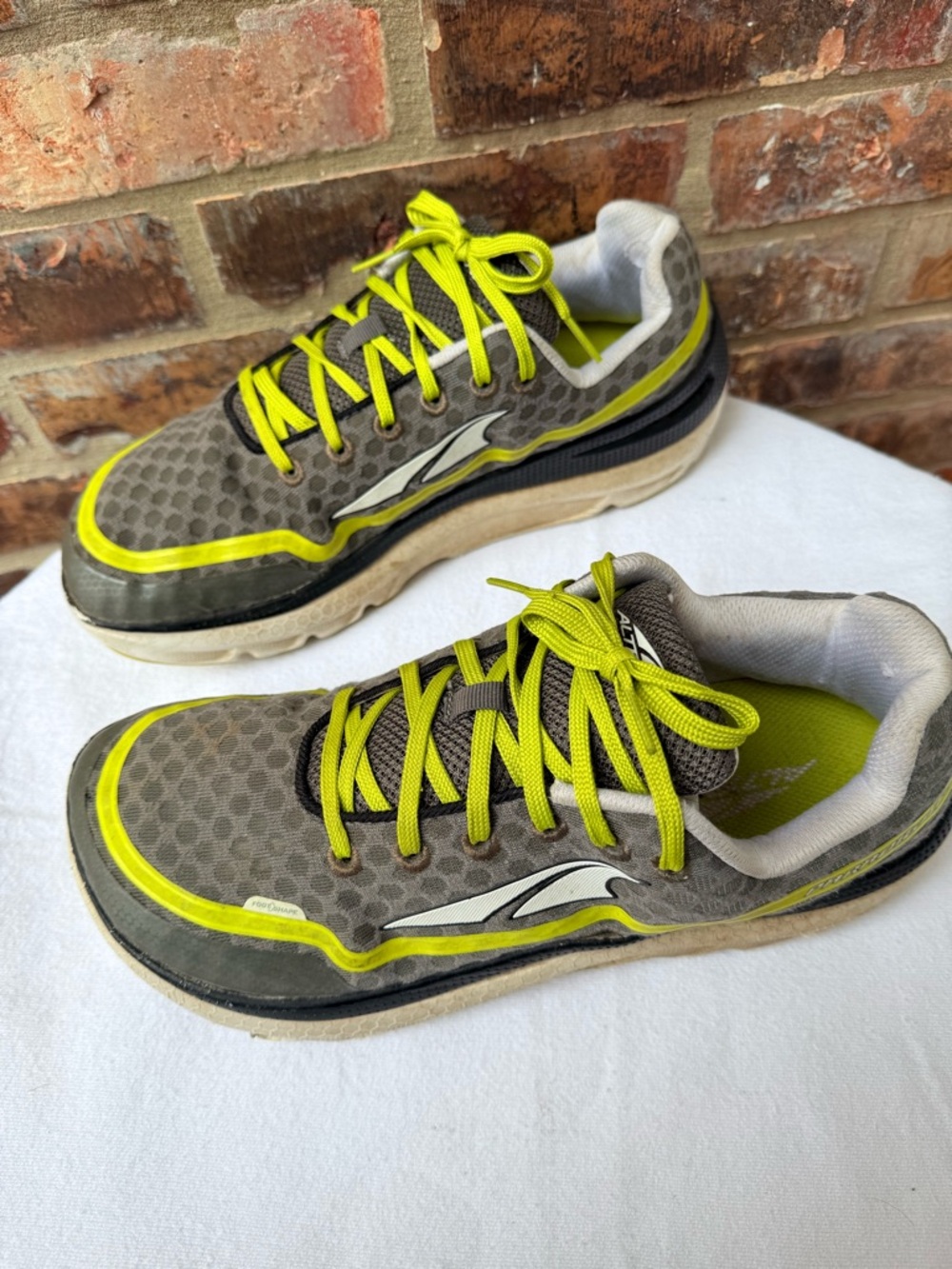 Altra Paradigm 1.5 Zero Drop Running Shoes Sneakers Foot Shape Men's Size 9.5 - Picture 3 of 14